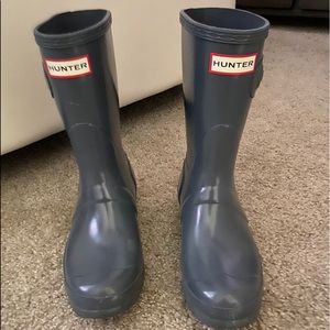 Hunter boots size 6 fits 6.5-7 too